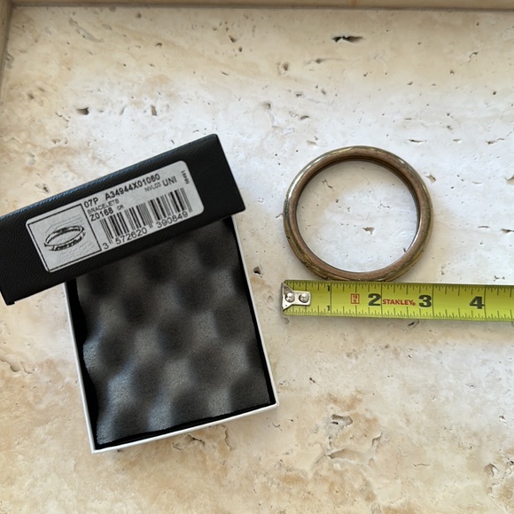 Hard to find CHANEL 2007 "La mode se démode, le style jamais" bracelet w box - Picture 6 of 7